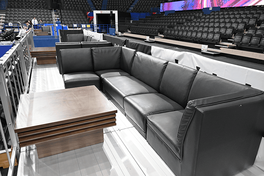 コートエンド グループ席