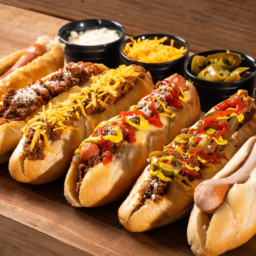 ホットドッグ、チリドッグ、プレミアムホットドッグ など